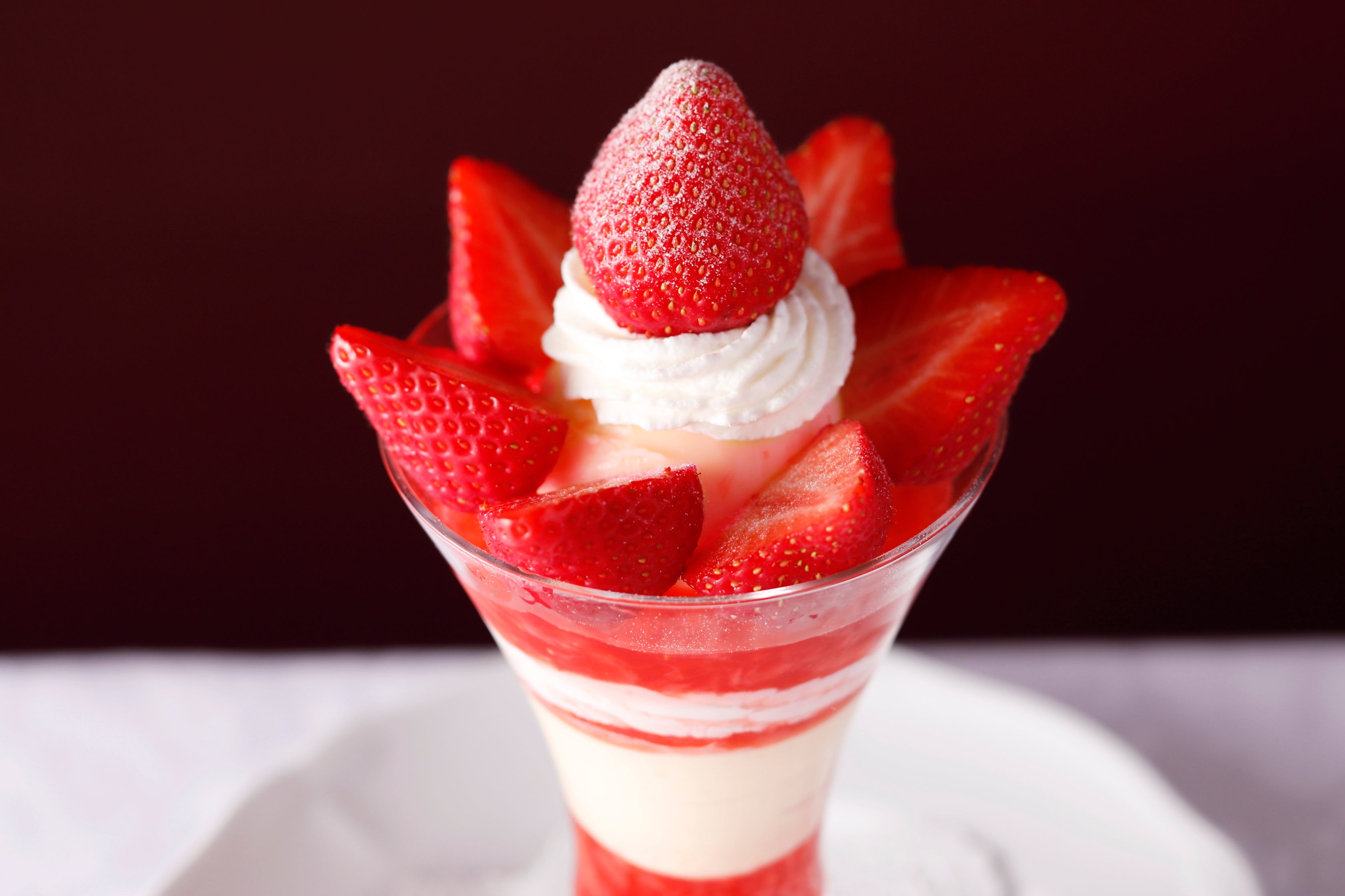 糖度が高く、甘く濃厚な香りが特長の“恋姫”を使用しています。