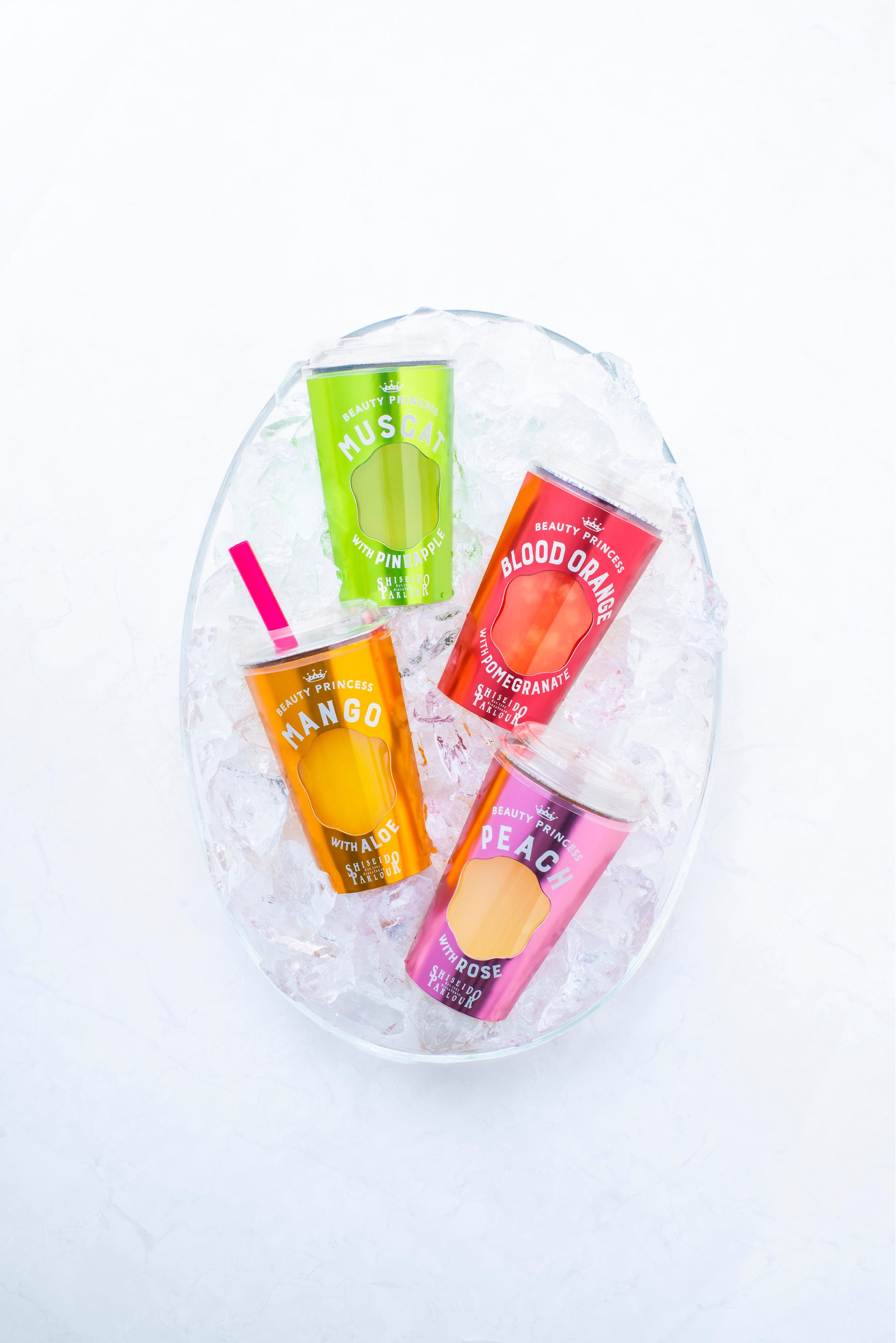 『ビューティープリンセス』は全4種類。（右上から時計回りに）［ブラッドオレンジwithザクロ］、［ピーチwithローズ］、［マンゴーwithアロエ］、［マスカットwithパイナップル］。