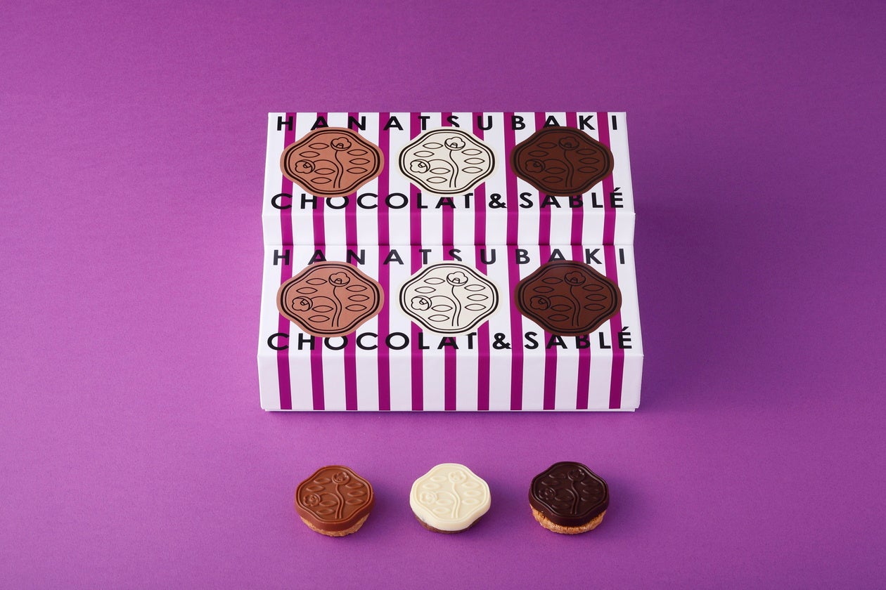 『銀座アヴァンギャルド』を踏襲し、服部一成氏によって新たにデザインされた『花椿ショコラ＆サブレ』。