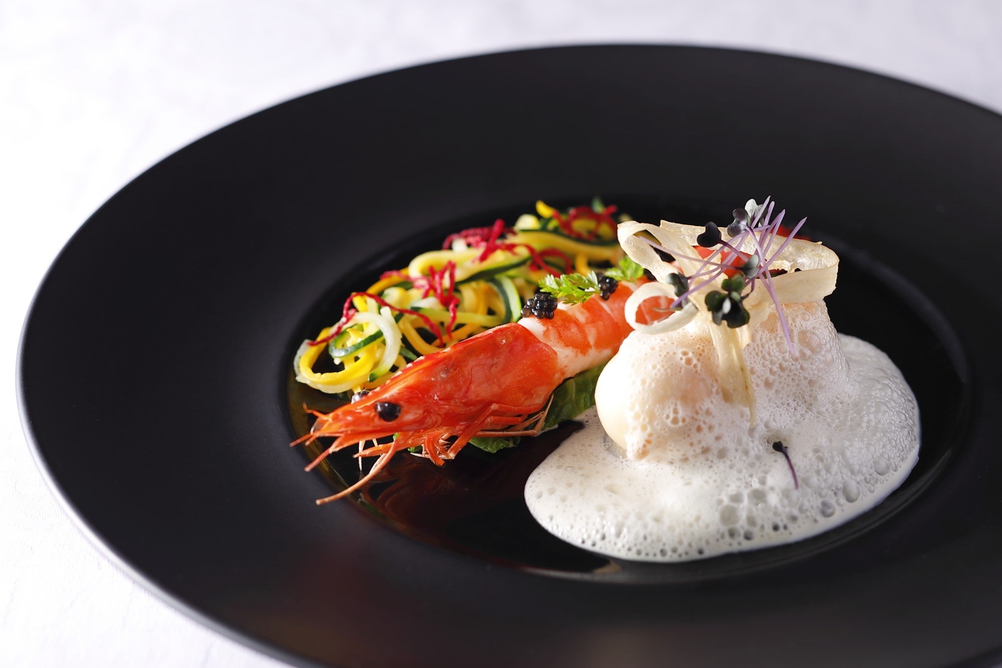 天使の海老と帆立貝のブーダンブラン フォアグラのエスプーマ