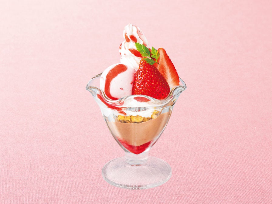 フレッシュ国産苺のミニパフェ