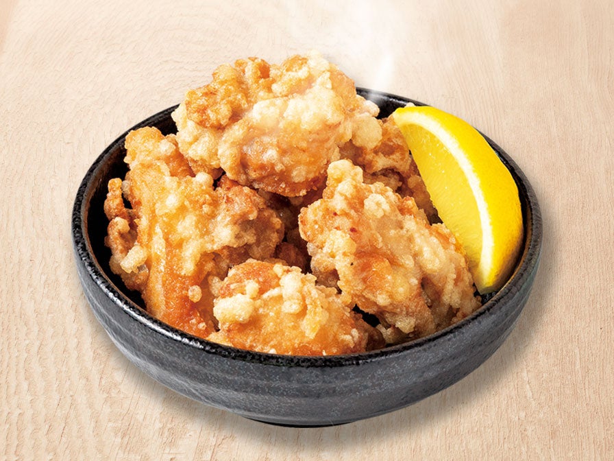 “ジュ～シ～！”唐揚げ：3個249円(税込274円)／5個399円(税込439円)