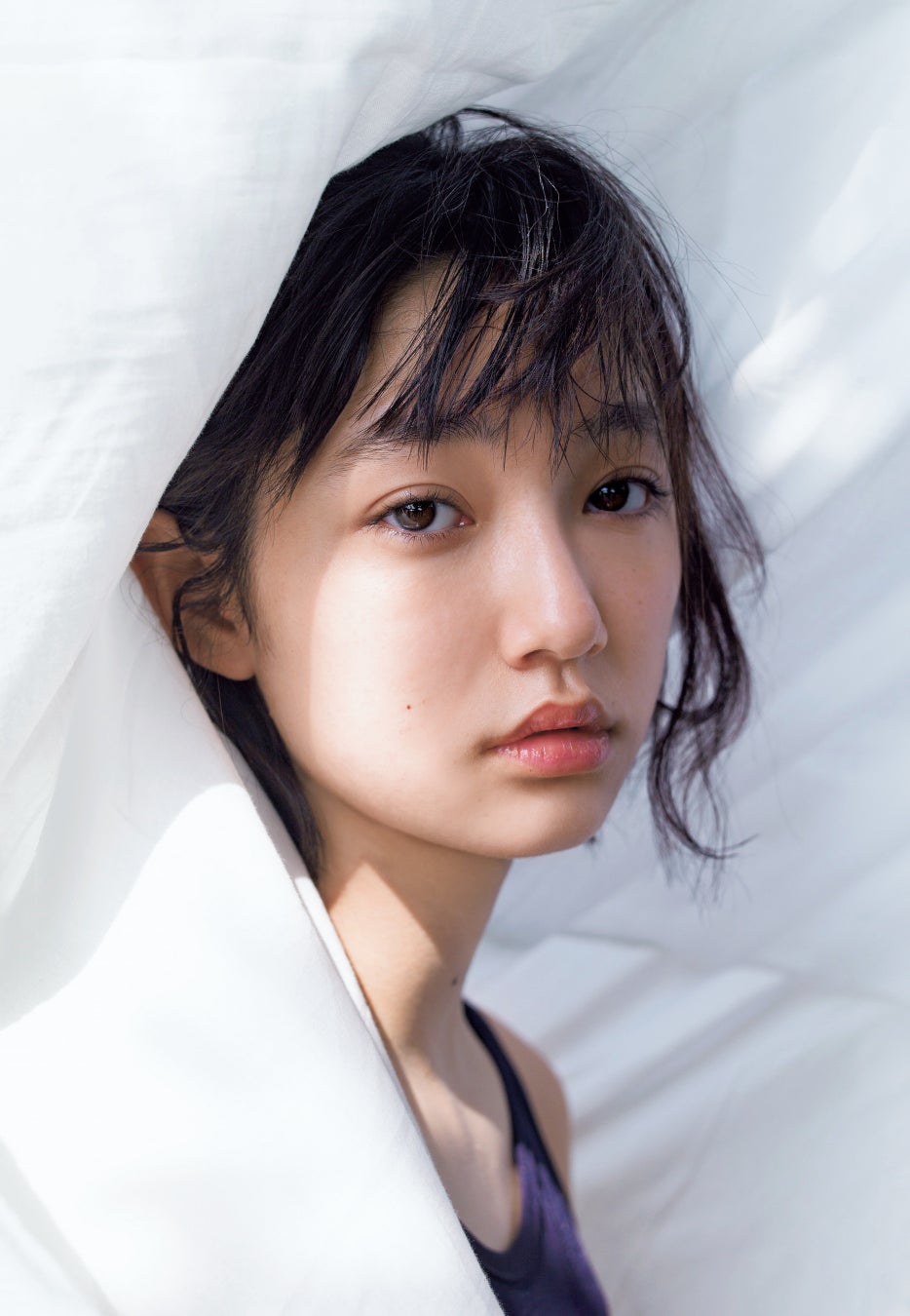 大器の片鱗 期待の若手女優 小宮山莉渚が1st写真集を発売 高校1年生 16歳の ひと夏の大冒険 を収録 株式会社東京ニュース通信社のプレスリリース 大器の片鱗 期待の若手女優 小宮山莉渚が1st写真集を発売 高校1年生 16歳の ひと夏の大冒険 を収録 株式会社東京ニュース通信社のプレスリリース