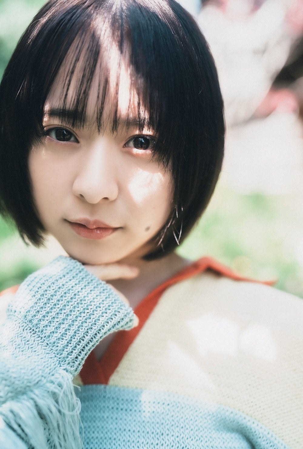 人生でソロ初表紙！乃木坂46・柴田柚菜の“愛おしすぎる”表紙画像