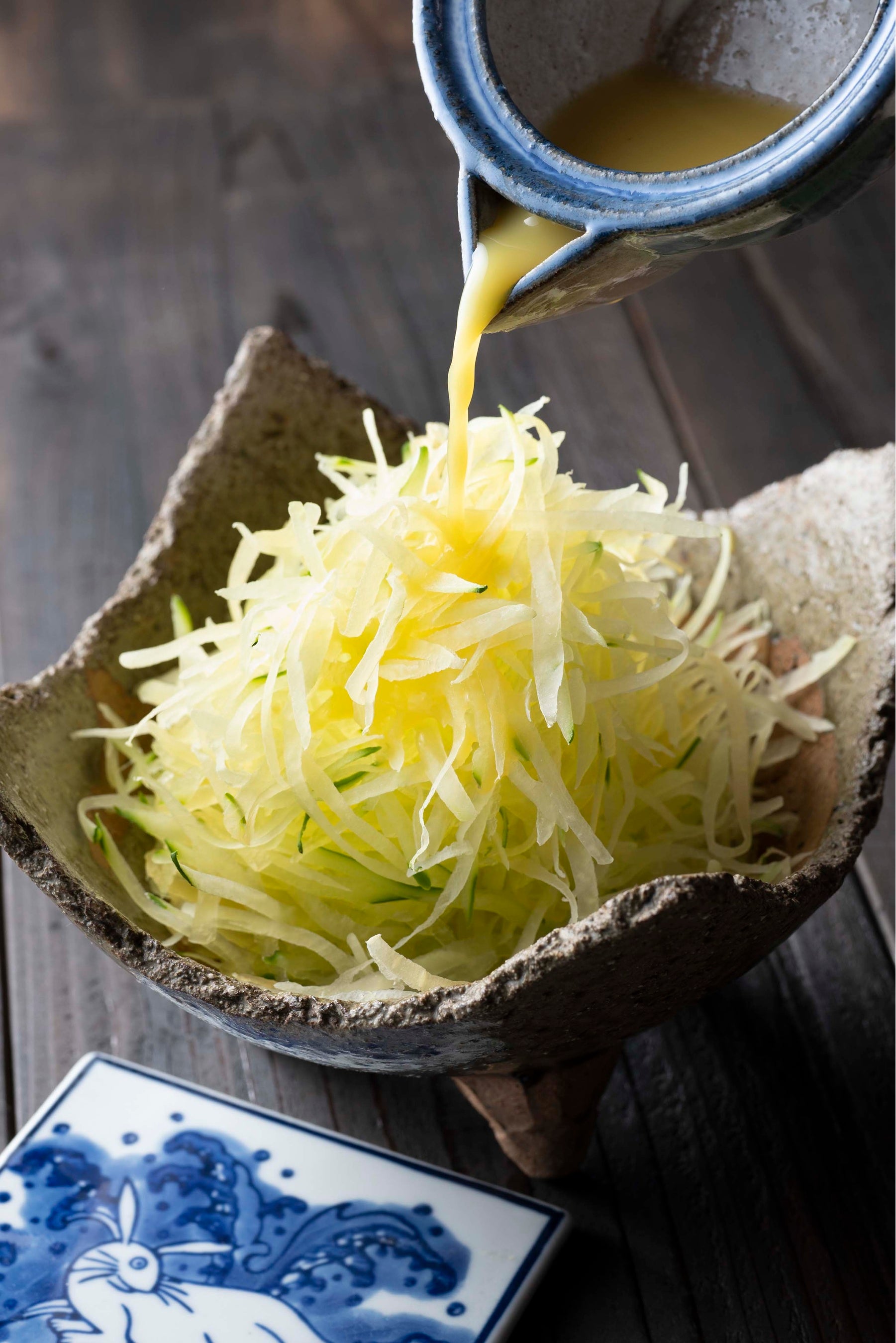 「健康・美肌・長寿の島の贈り物　奄美ごはん」（恵上イサ子／著）（東京ニュース通信社発行）