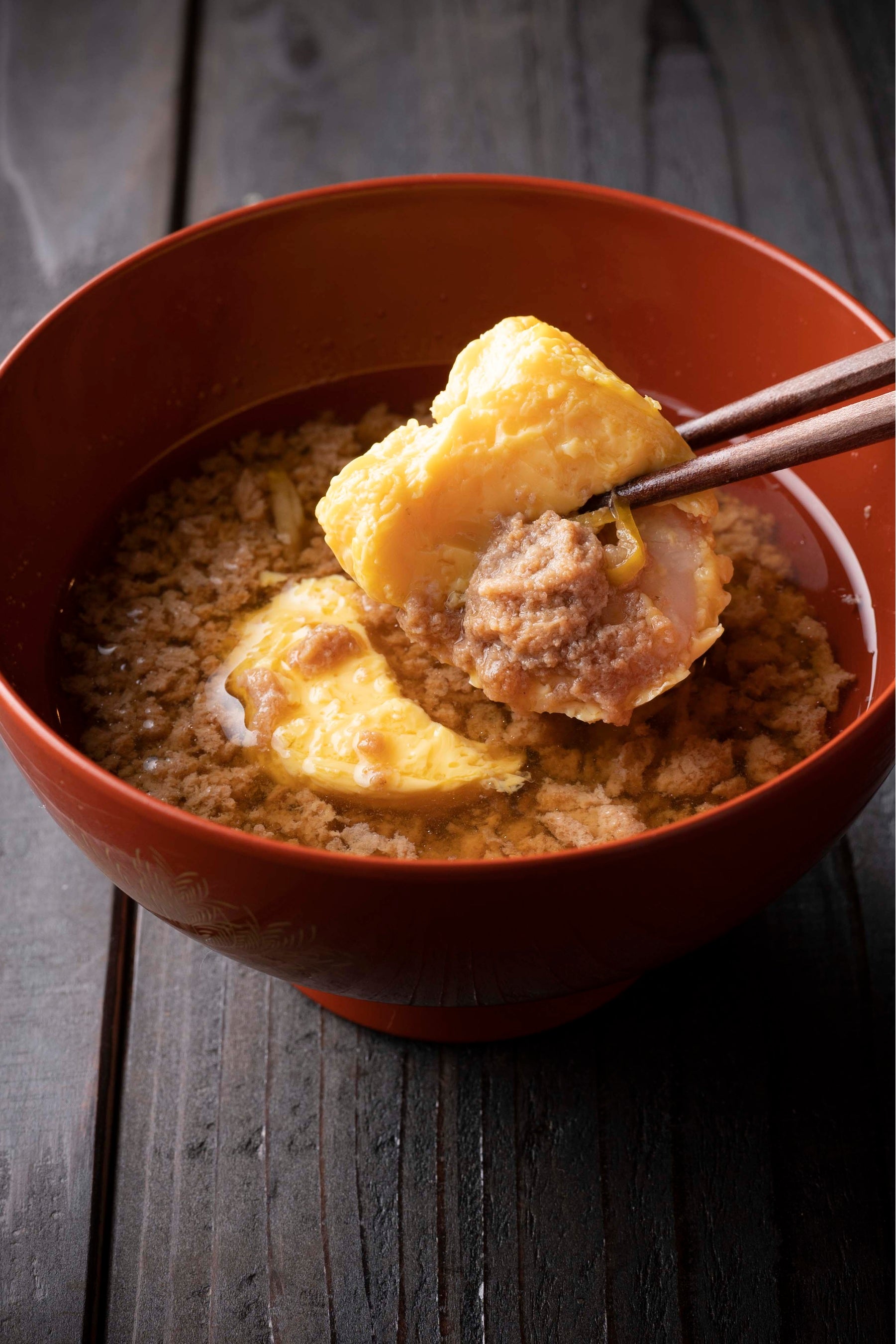 「健康・美肌・長寿の島の贈り物　奄美ごはん」（恵上イサ子／著）（東京ニュース通信社発行）