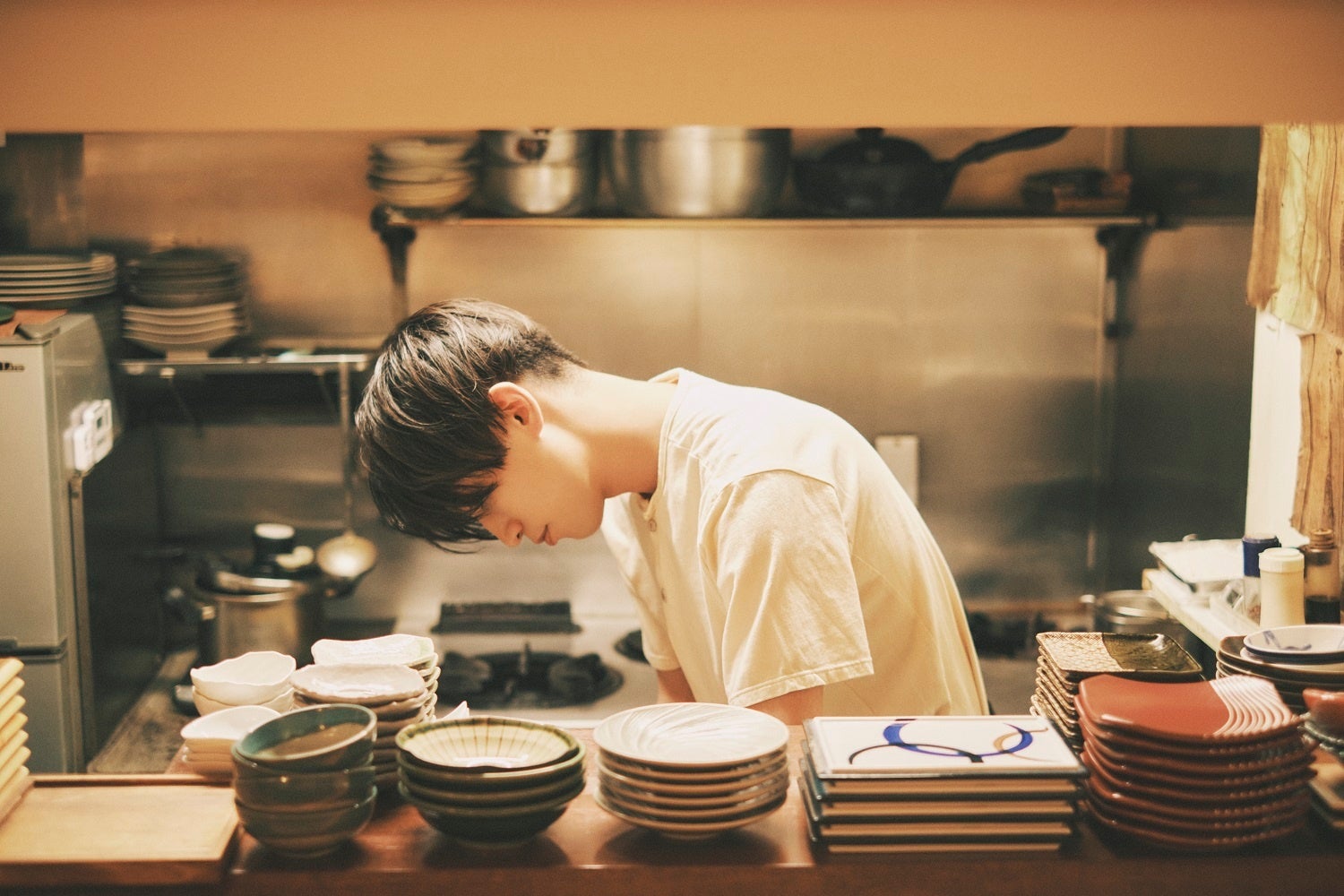 「陳内将2023.04-2024.03カレンダーブック」(東京ニュース通信社刊)