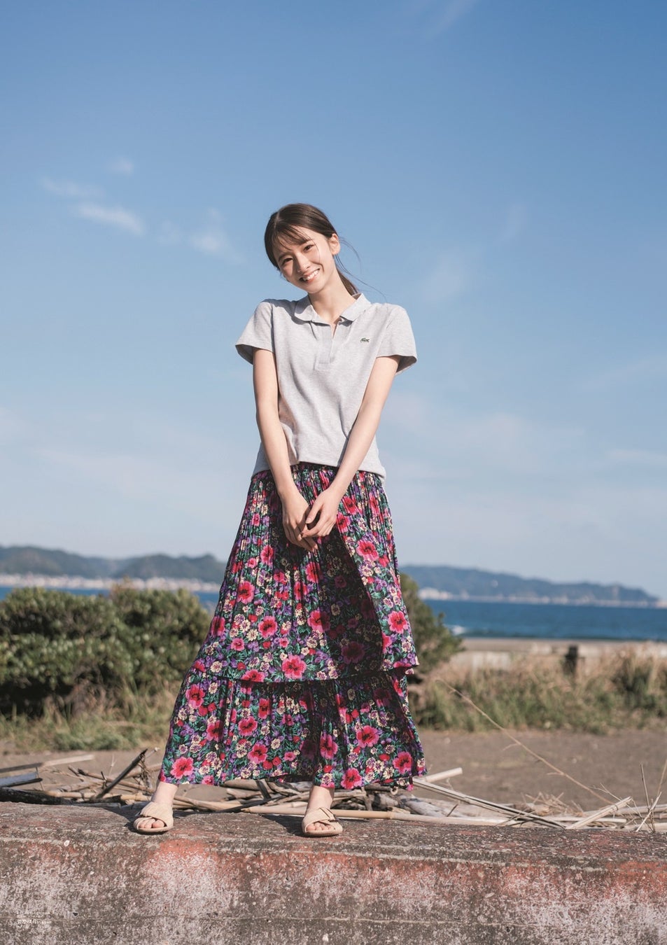 「B.L.T.2023年1月号」別冊付録:菅原咲月(乃木坂46) 両面超ビッグポスター(表)