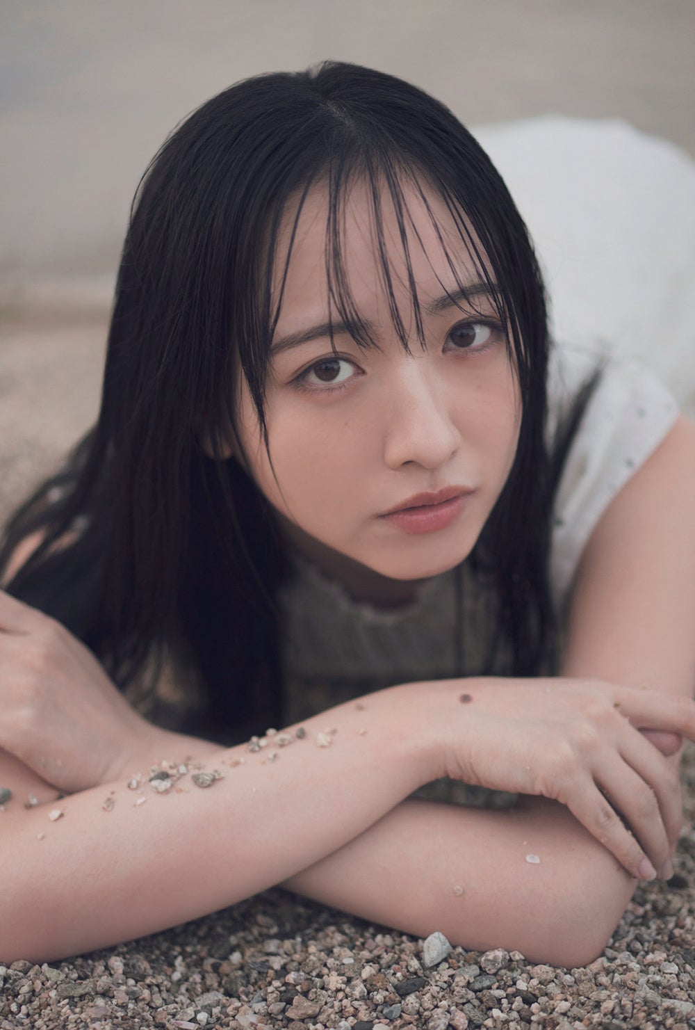 永久保存版！ 日向坂46四期生12名の初表紙を公開！ 両面超ビッグ