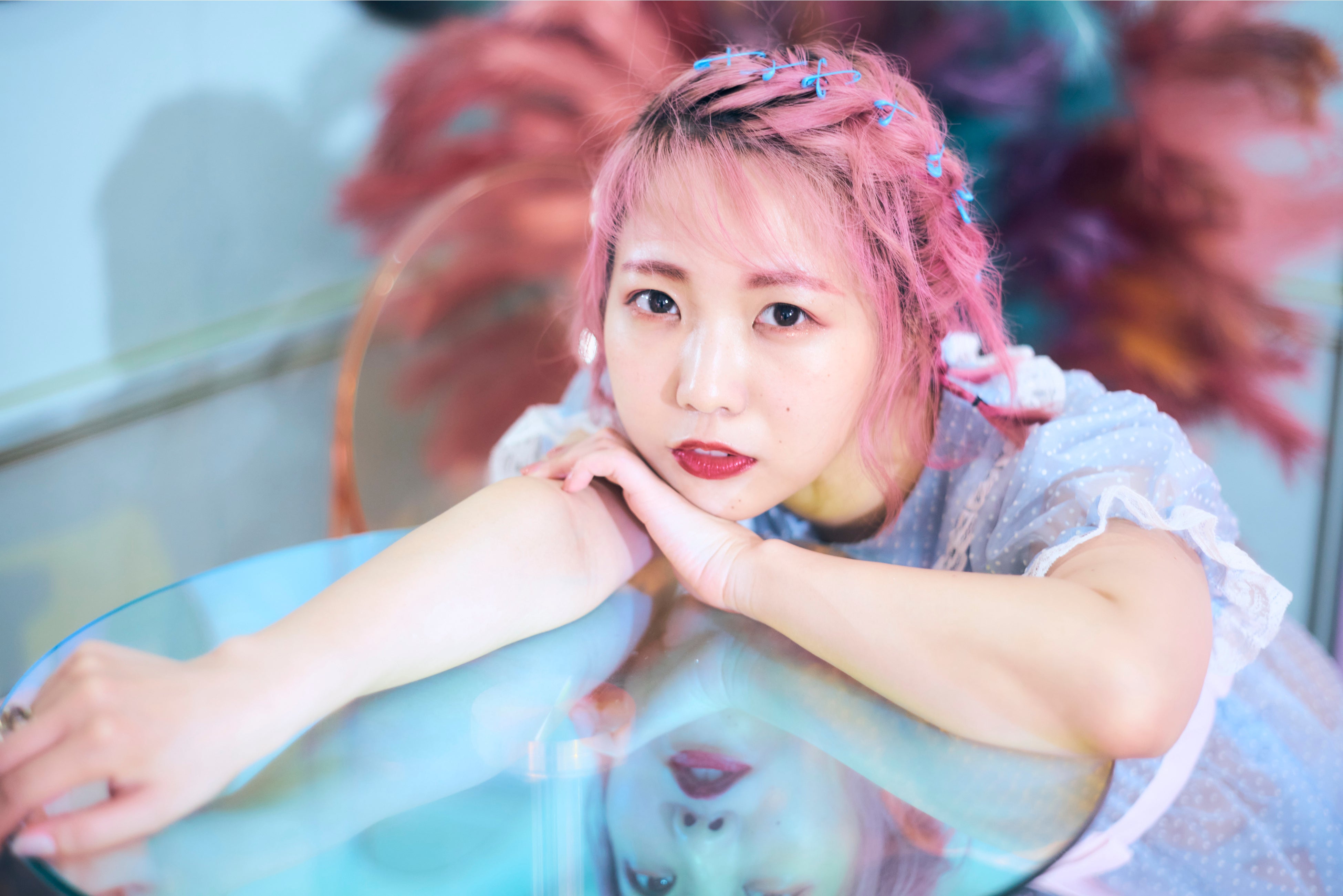 「戸田真琴フォトブック Makolin is」(東京ニュース通信社刊)