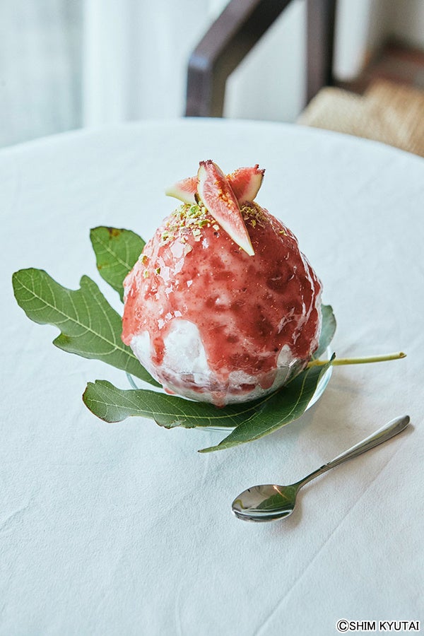 写真を撮らずにはいられないトレンドのお店や、人気のカフェやスイーツも。