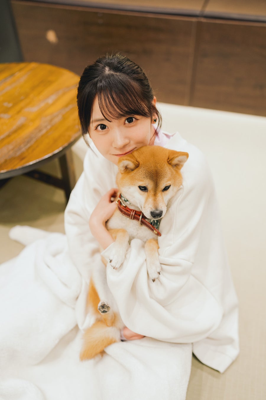 「FRUITS ZIPPER 1st Anniversary Photo Book(仮)」【櫻井優衣】(東京ニュース通信社刊) 撮影/HIROKAZU