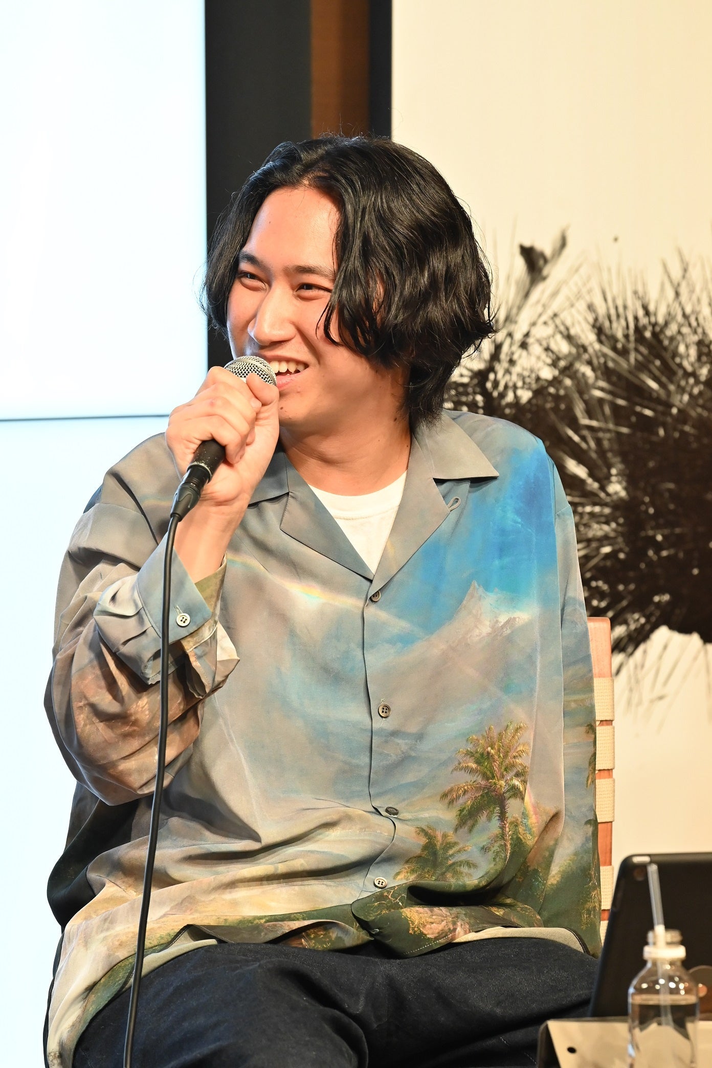 「マカロニえんぴつ 10th ANNIVERSARY BOOK —マカロニくろにくる—」（東京ニュース通信社刊）