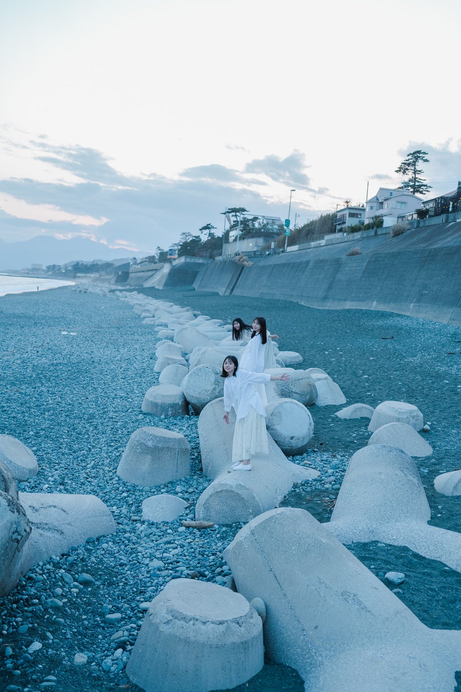 「B.L.T.2023年6月号」(東京ニュース通信社刊)撮影/HIROKAZU