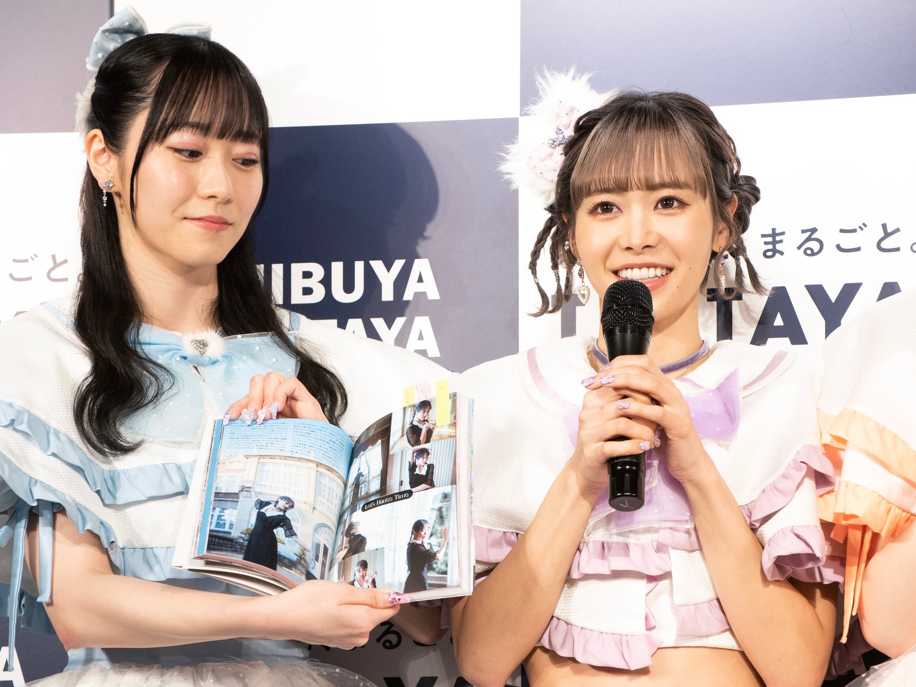 「FRUITS ZIPPER PERFECTBOOK ふるっぱーのほん vol.1」(東京ニュース通信社刊)