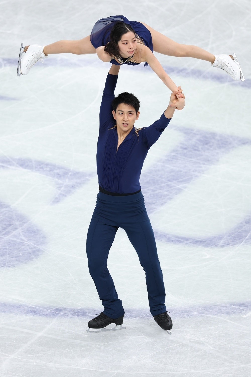 「KISS&CRY 氷上の美しき勇者たち Vol.48 世界選手権2023 特集号」（東京ニュース通信社刊）