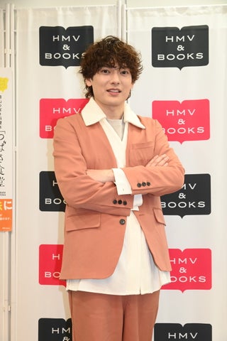 崎山つばさのカレー料理レシピ本が発売! 崎山つばさのカレー料理レシピ本が発売!