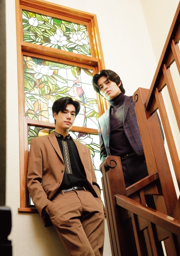 『First&Khaotung/Pond&Phuwin写真集「If…」FKPP ver./PPFK ver.』(東京ニュース通信社刊)