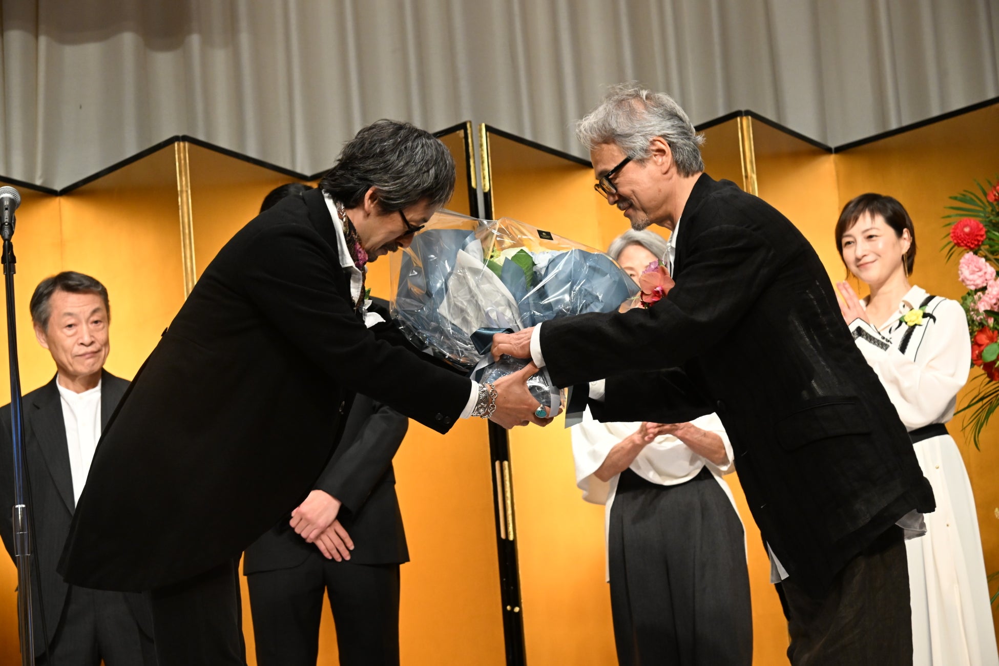 第42回向田邦子賞贈賞式(C)東京ニュース通信社