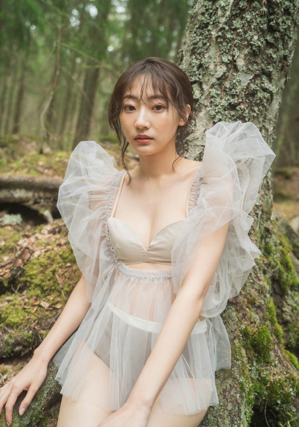 武田玲奈10周年記念写真集 表紙＆タイトル決定！！ | 株式会社