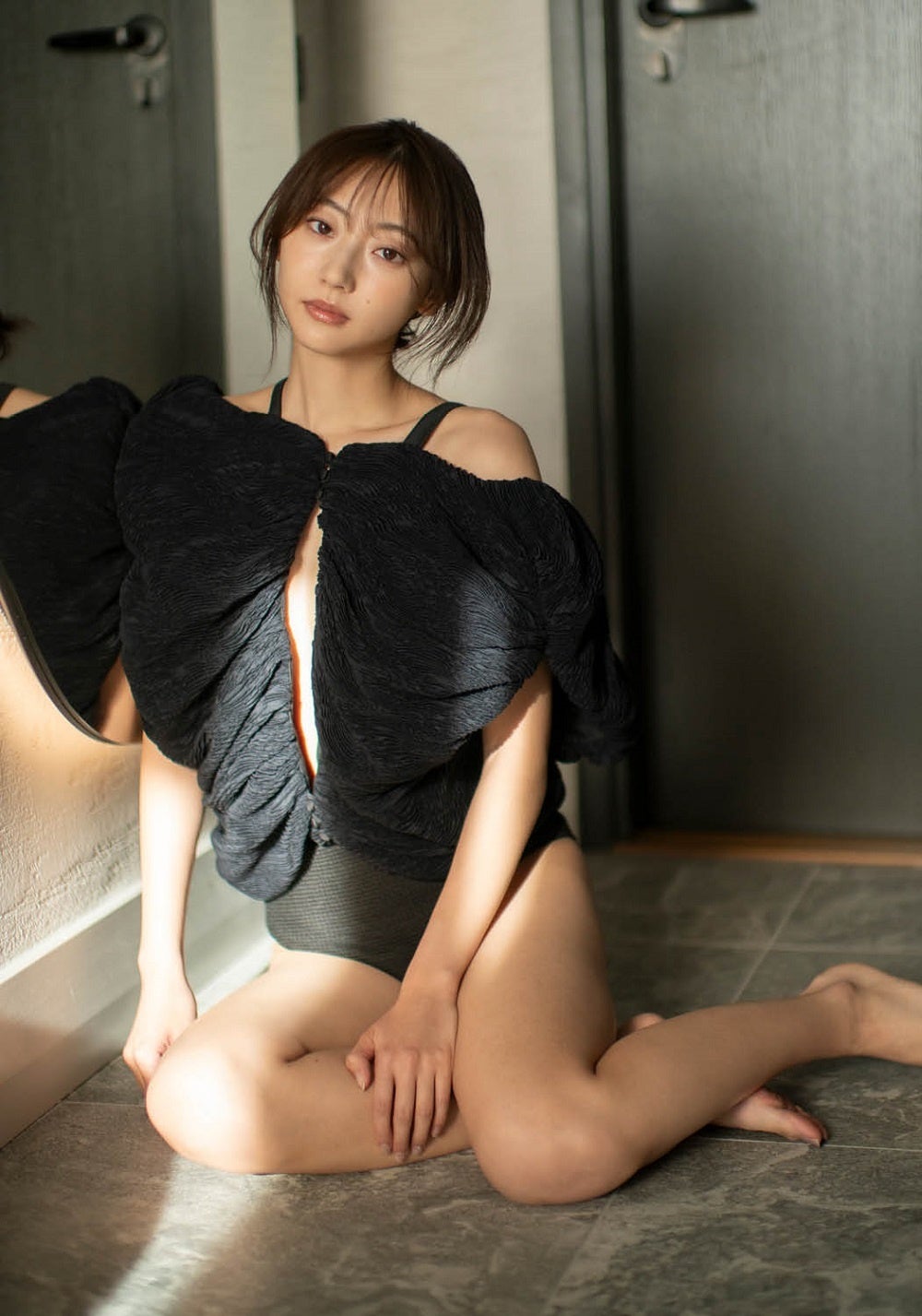 武田玲奈10周年記念写真集 表紙＆タイトル決定！！ | 株式会社