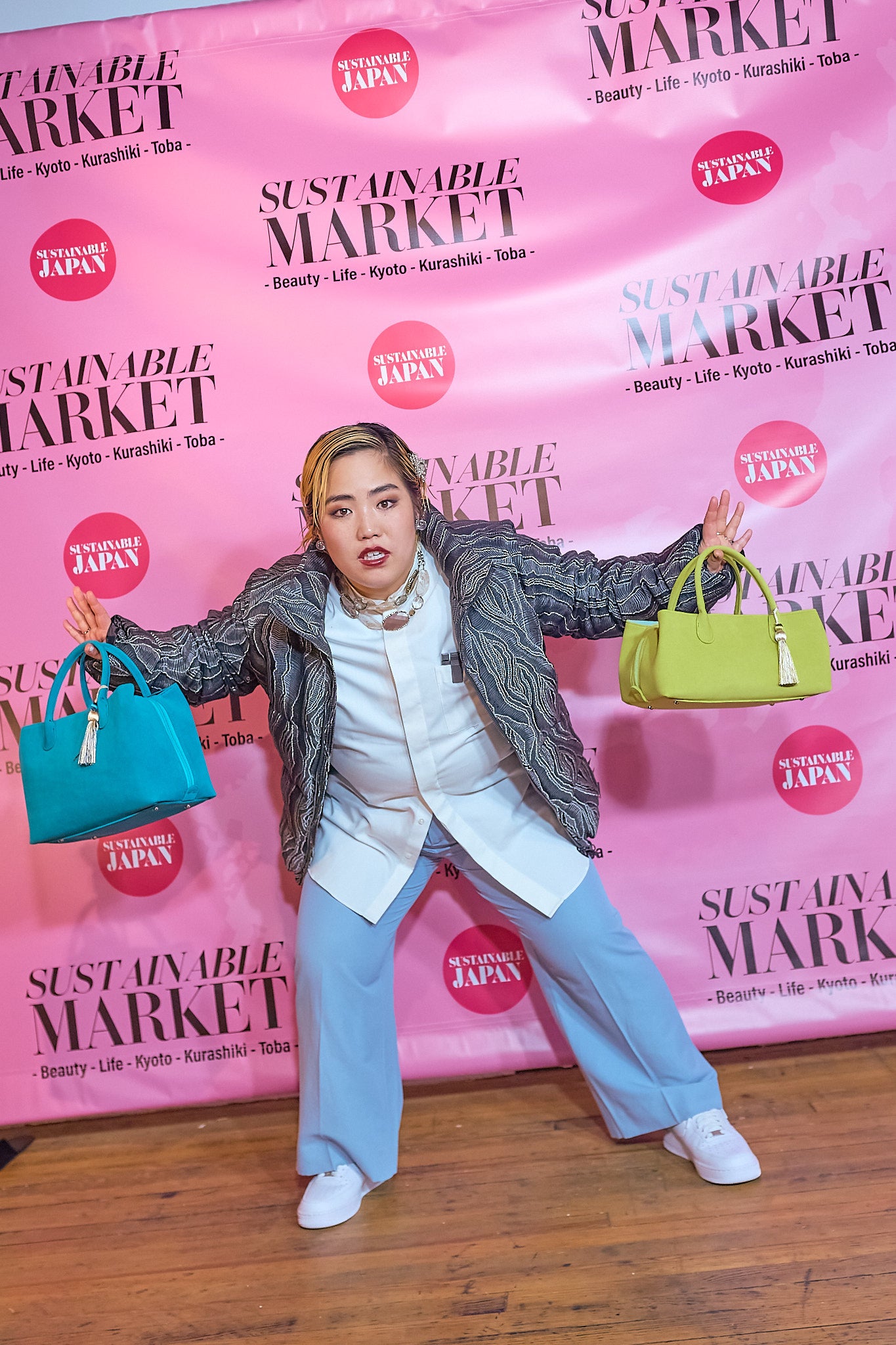 京都_ゴミからできたスエードバッグ＆再生ポリ西陣織ダウン