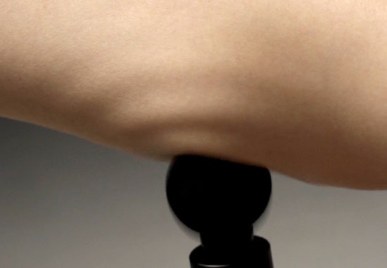 パワフルな振動刺激で筋肉を心地よくケア。