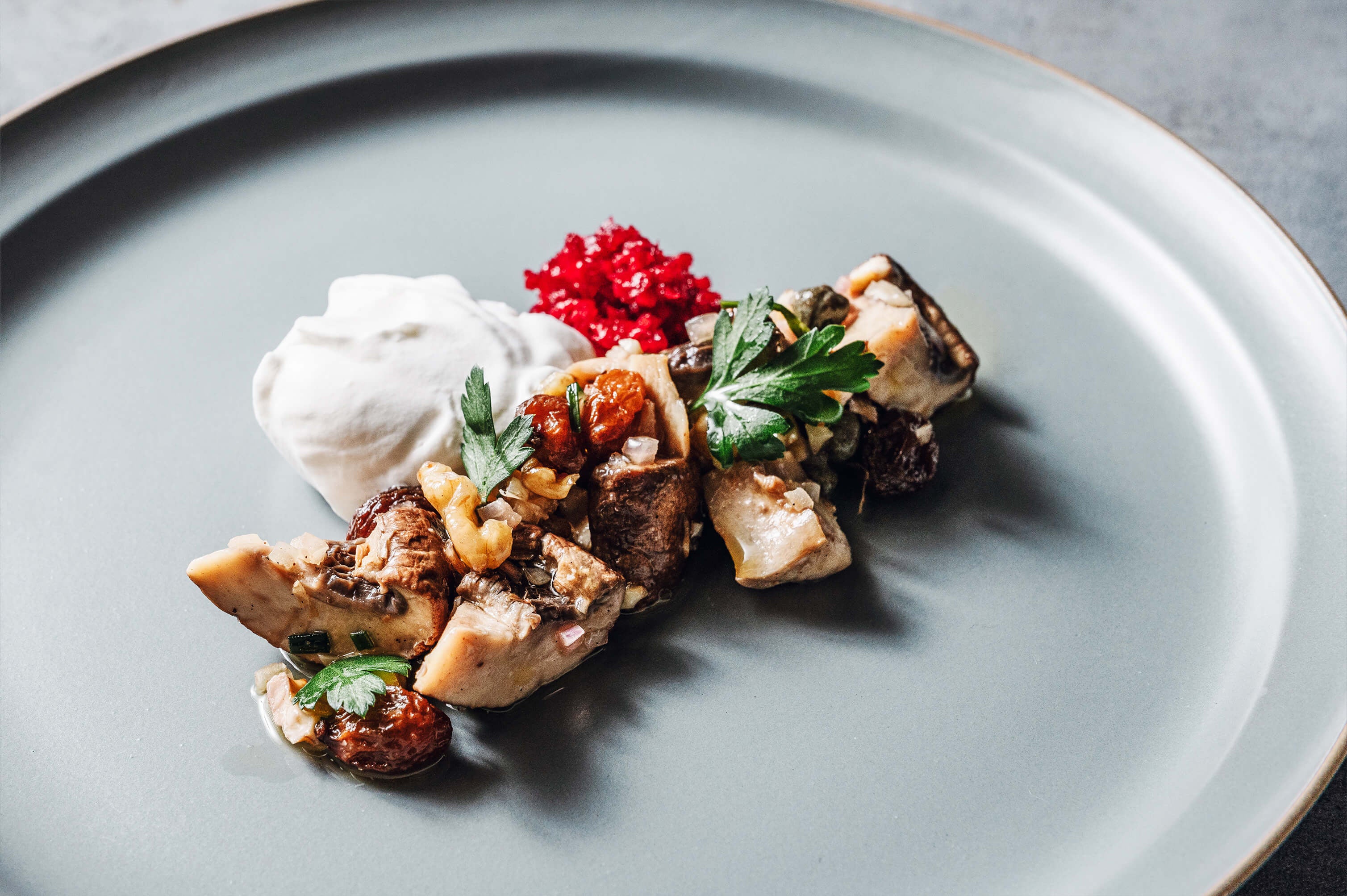 スモークマッシュルームとビーツのタルタル 3.0