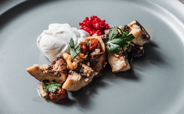 スモークマッシュルームとビーツのタルタル 3.0