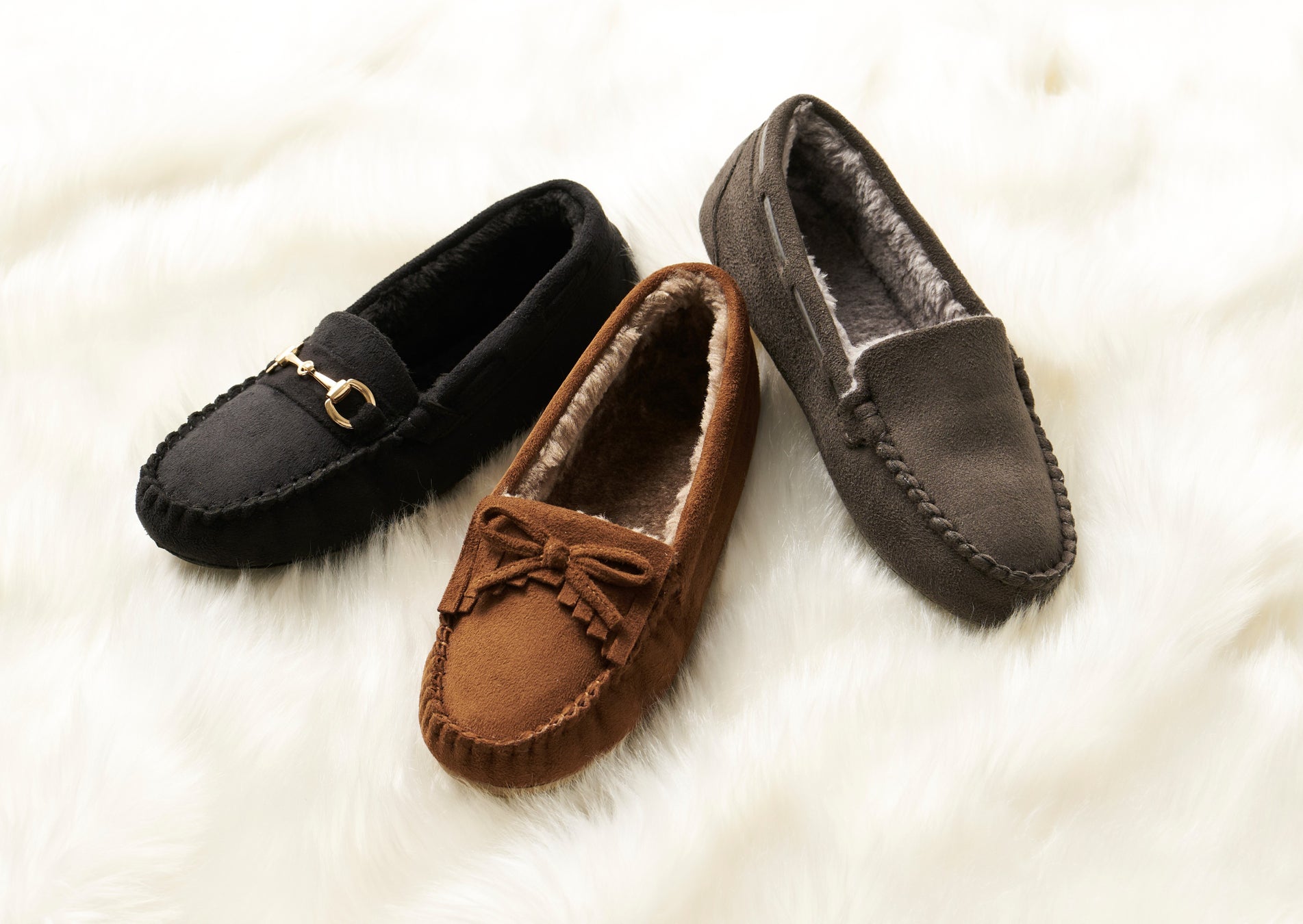 しまむら これからの寒い時期のおでかけには あったかふか楽 シリーズで足元から暖かく モカシンとブーツを取り揃えているので 秋から冬 まで大活躍 株式会社しまむらのプレスリリース しまむら これからの寒い時期のおでかけには あったかふか楽 シリーズで足元から暖かく モカシンとブーツを取り揃えているので 秋から冬 まで大活躍 株式会社しまむらのプレスリリース