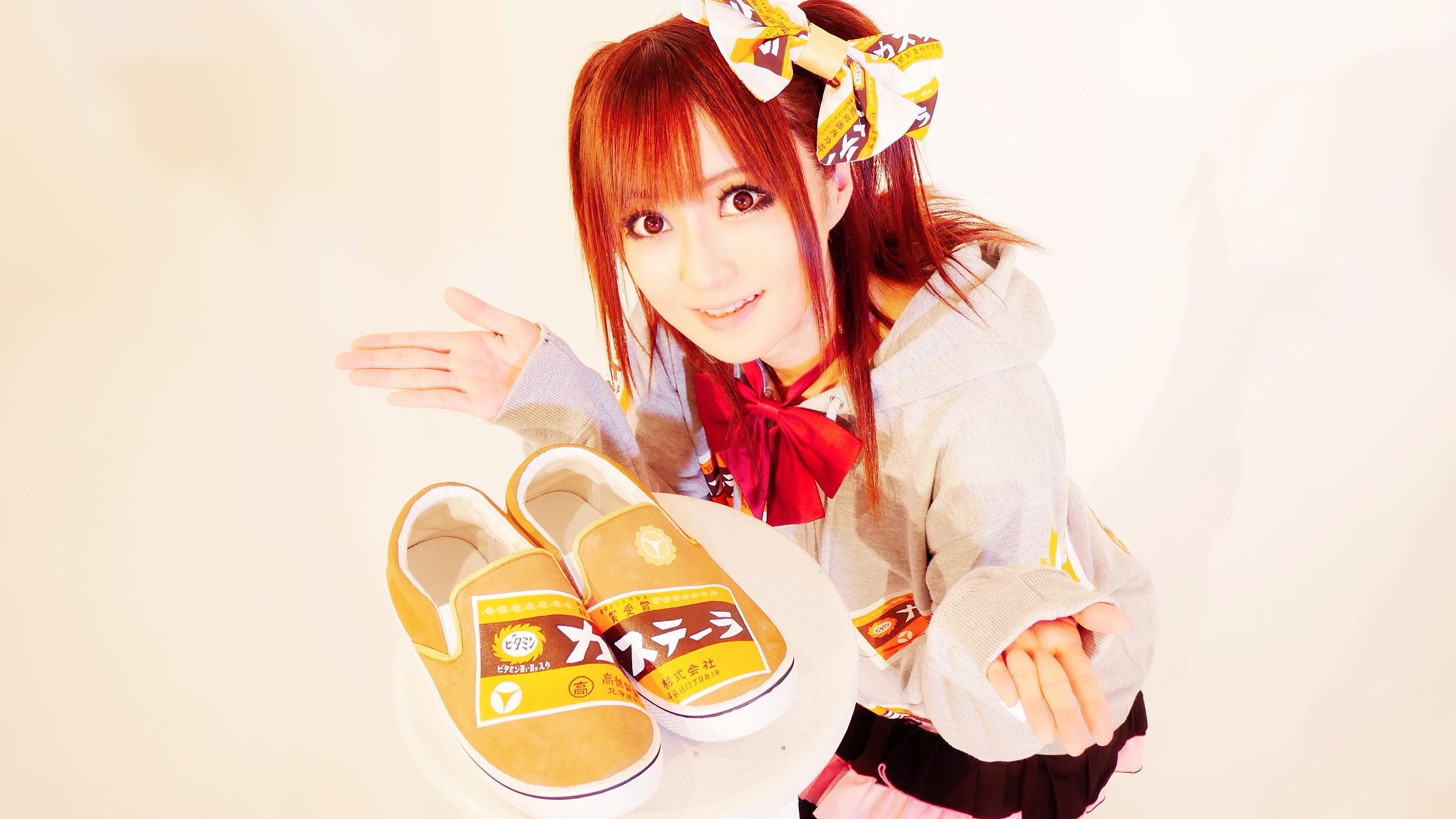 ビタミンカステーラの衣装は高橋製菓公認