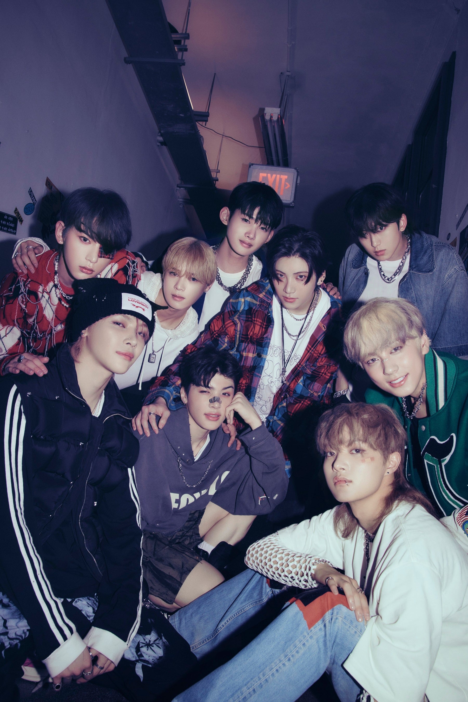 (C)HYBE LABELS JAPAN