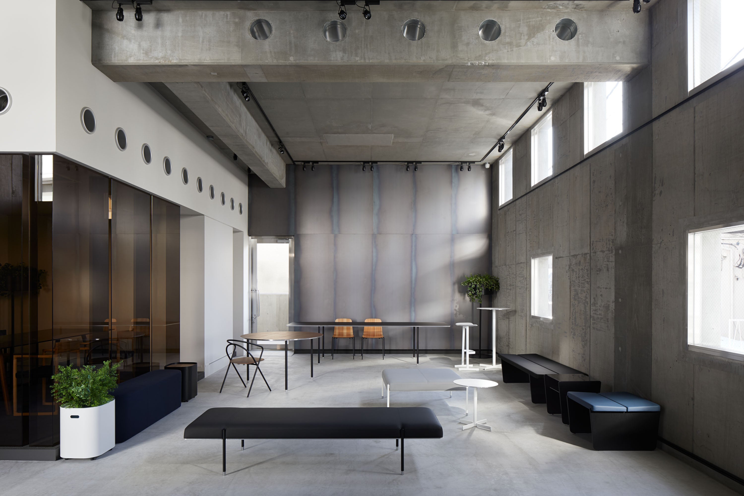 by interiors Tokyo Showroom