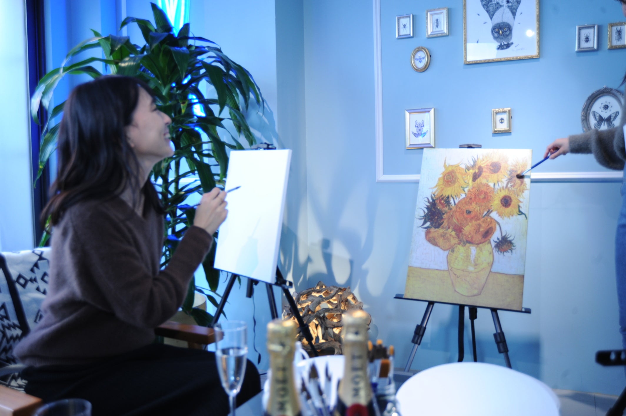 アートを描く様子