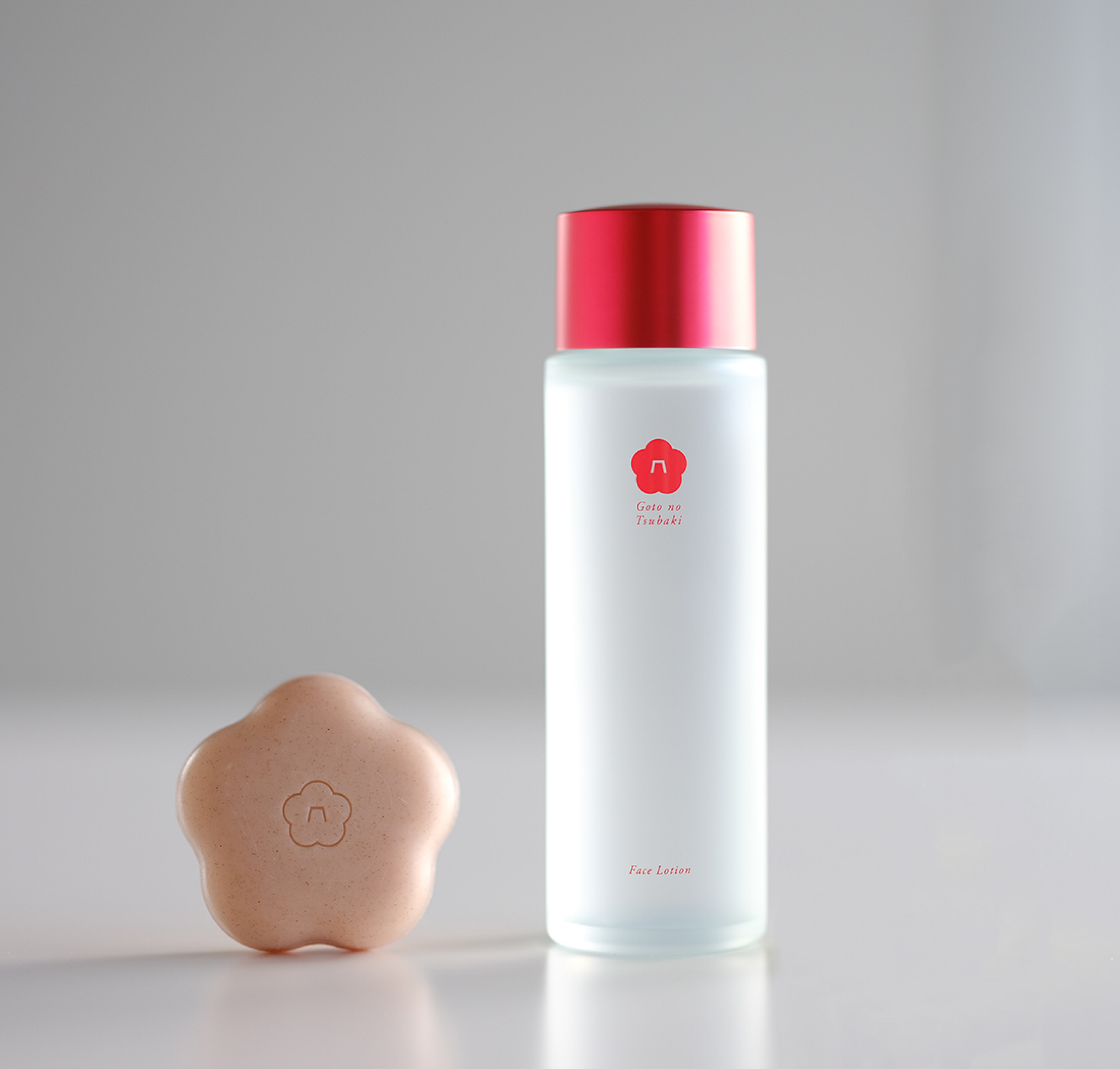 新品【送料込】五島の椿 せっけん 110g 泡立てネット付き sw☆未