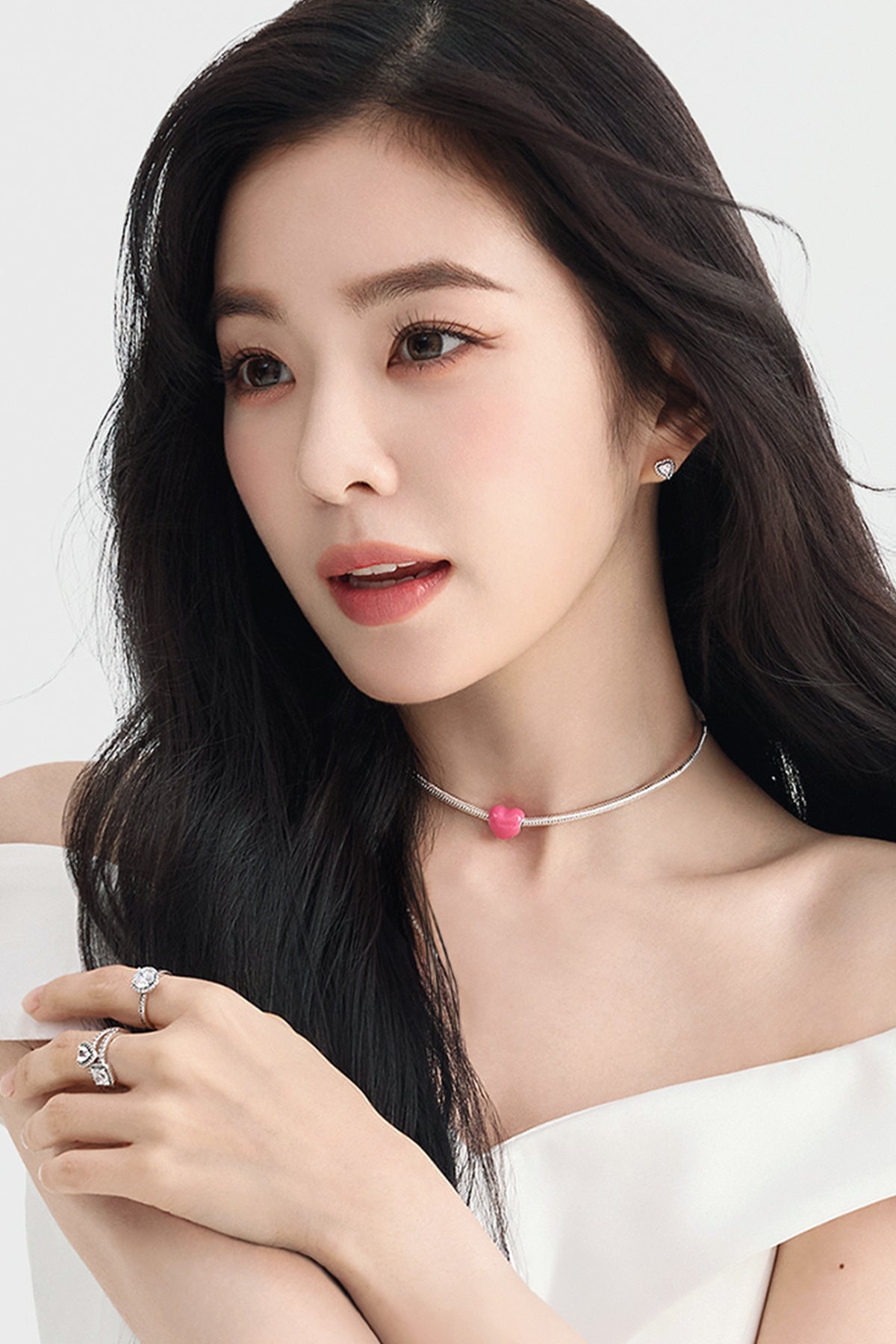 【VIP限定】Red Velvet PANDORAコラボネックレス&チャーム5個 VIP限定】Red Velvet PANDORAコラボネックレス&チャーム5個