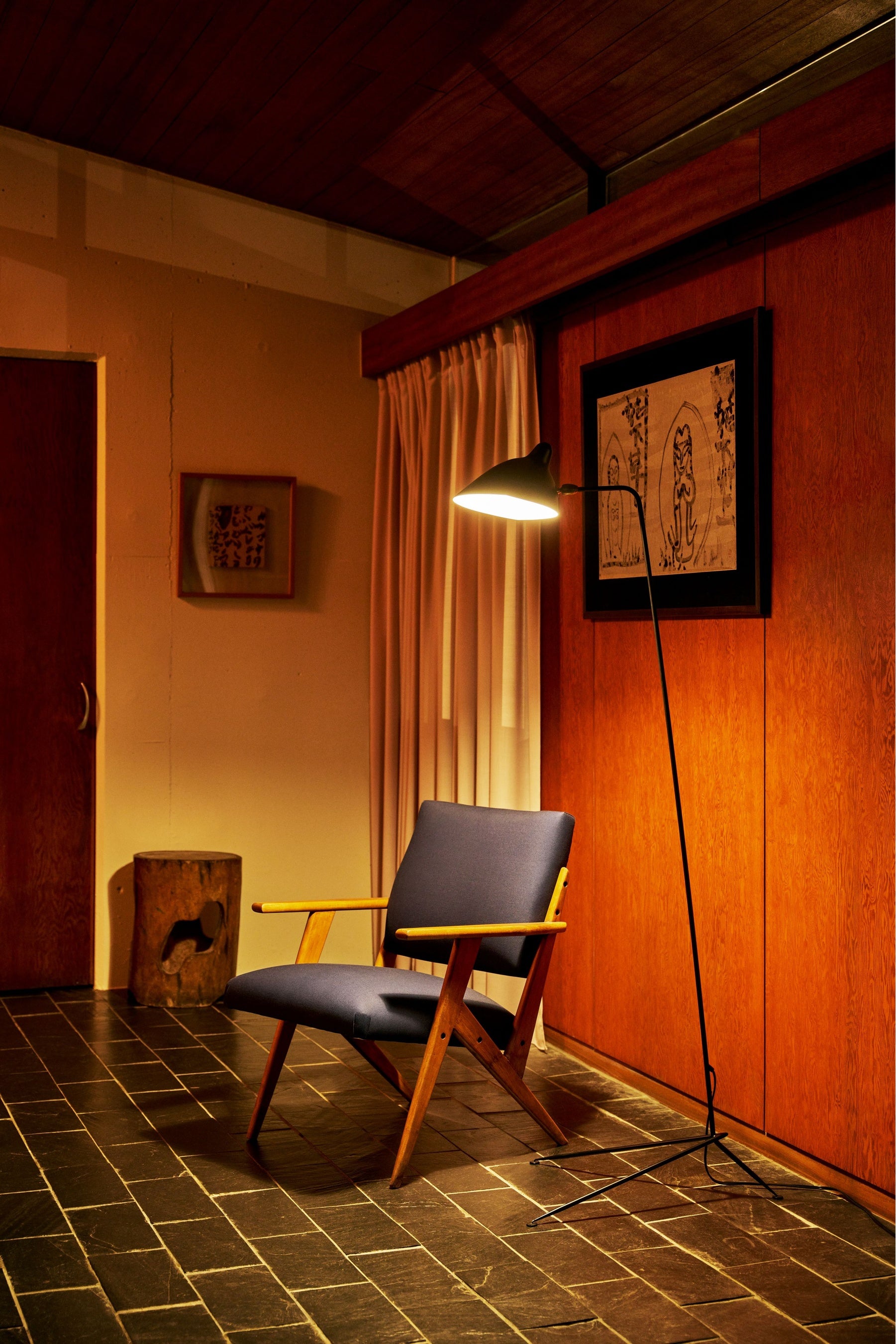 Name Standing lamp 1 arm_Size W460×H1600 mm_Price ¥537,900 （税込）