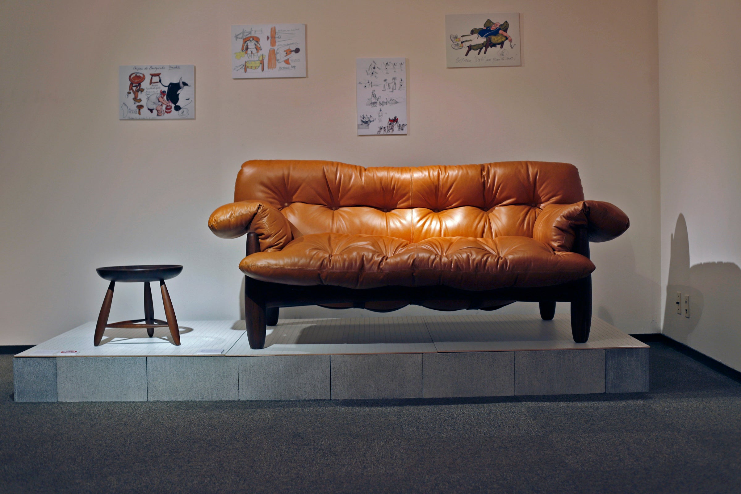 MOLE SOFA 2P-Leather_Size W1850×D1100×H820 mm_Price ¥2,225,300- （税込）