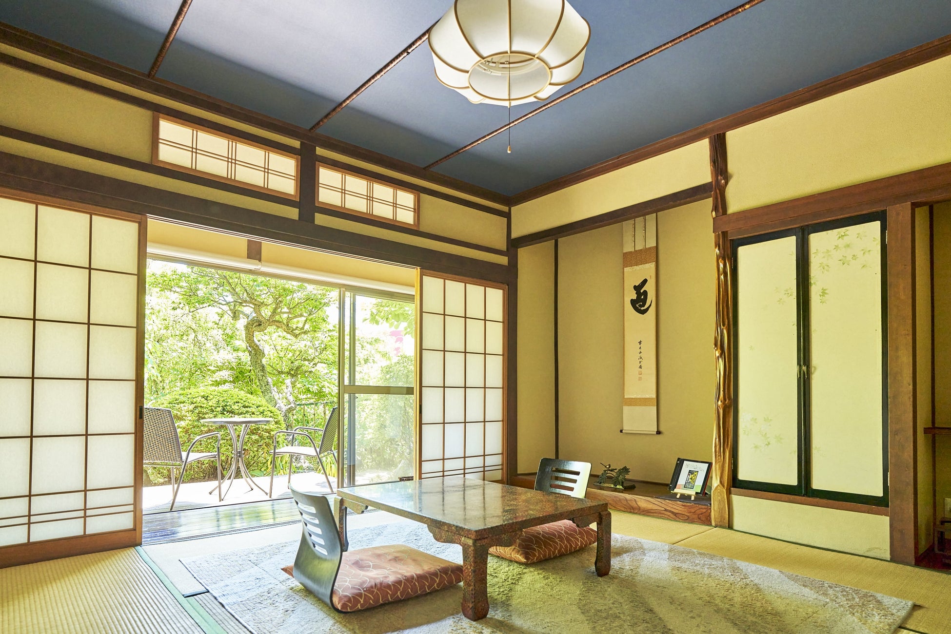 大正11年建設「山もみじ」(定員1〜4名/和室二間・メゾネットタイプ/日本庭園付)