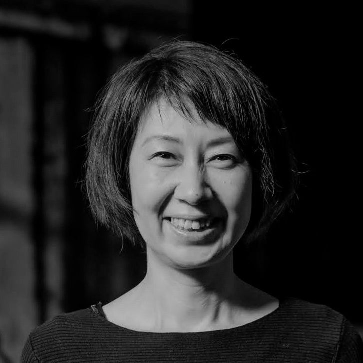 岩野麻貴子 MAKIKO IWANO