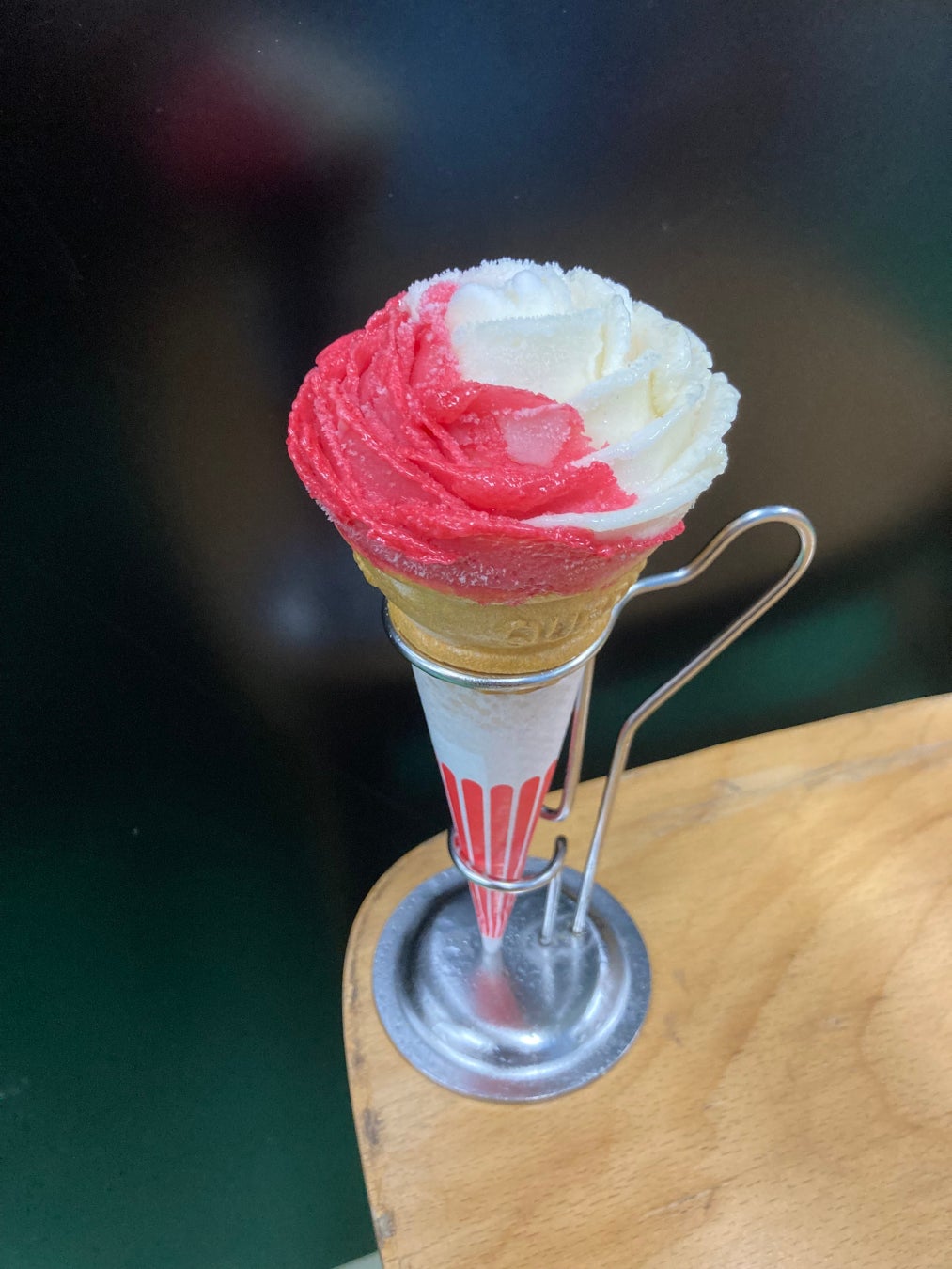 赤白バラ盛りジェラート ~バラの花を赤く塗ろうよ~