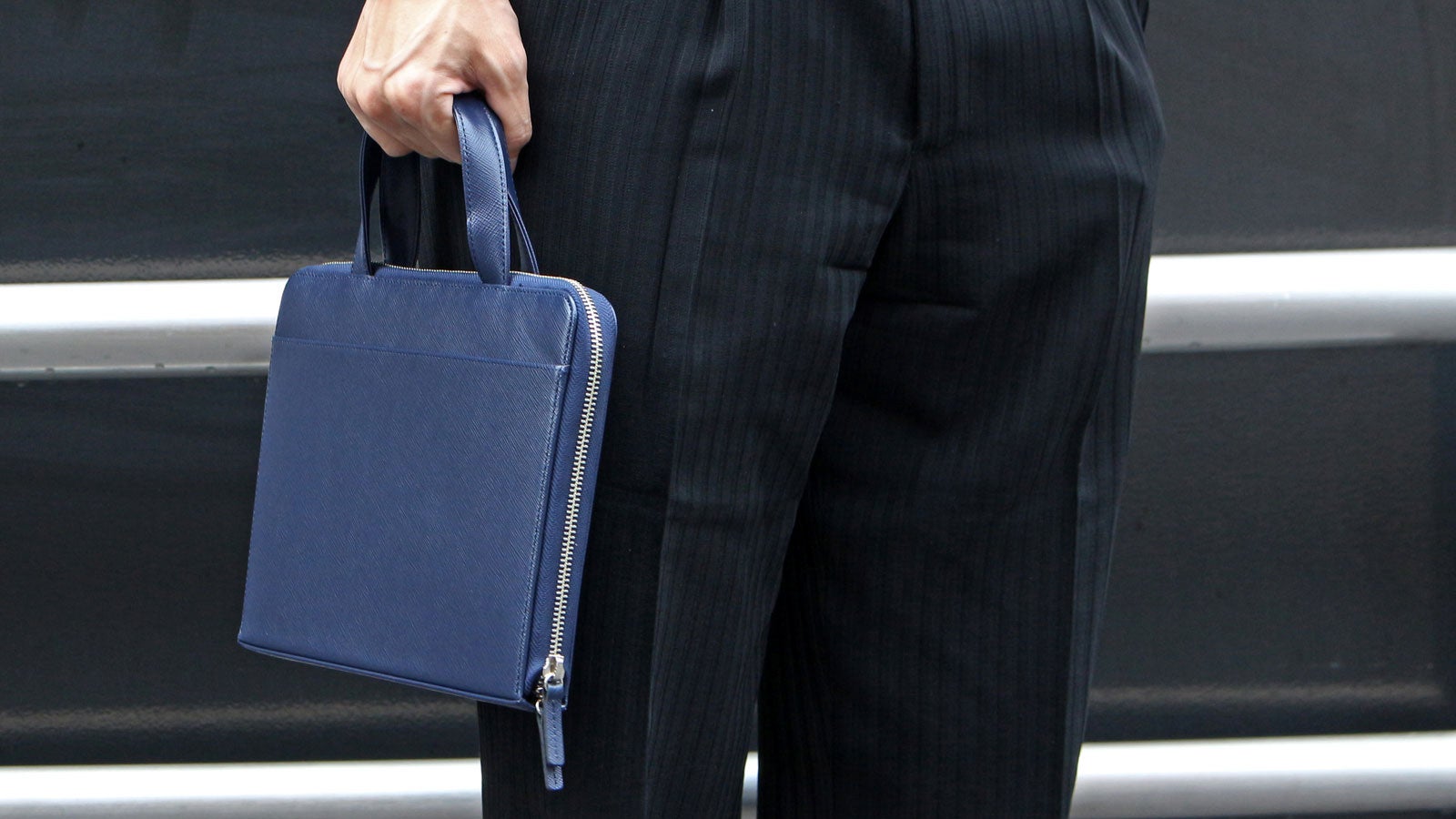 slim_smart_bag_navy
