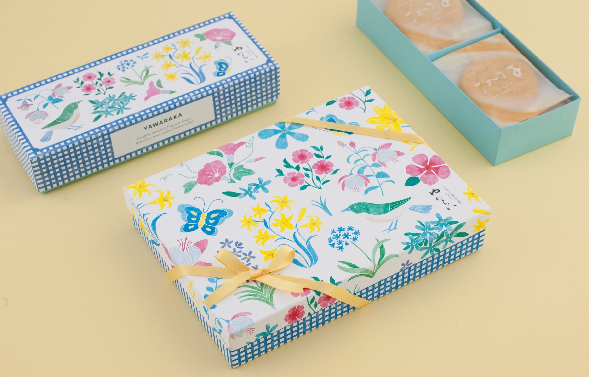 奥村ゆい氏　作品「夏の花畑」2021年　夏限定