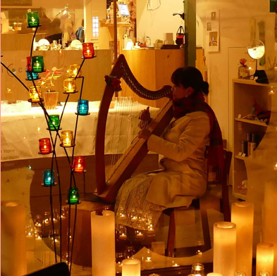 冬の夜を照らす温かな光