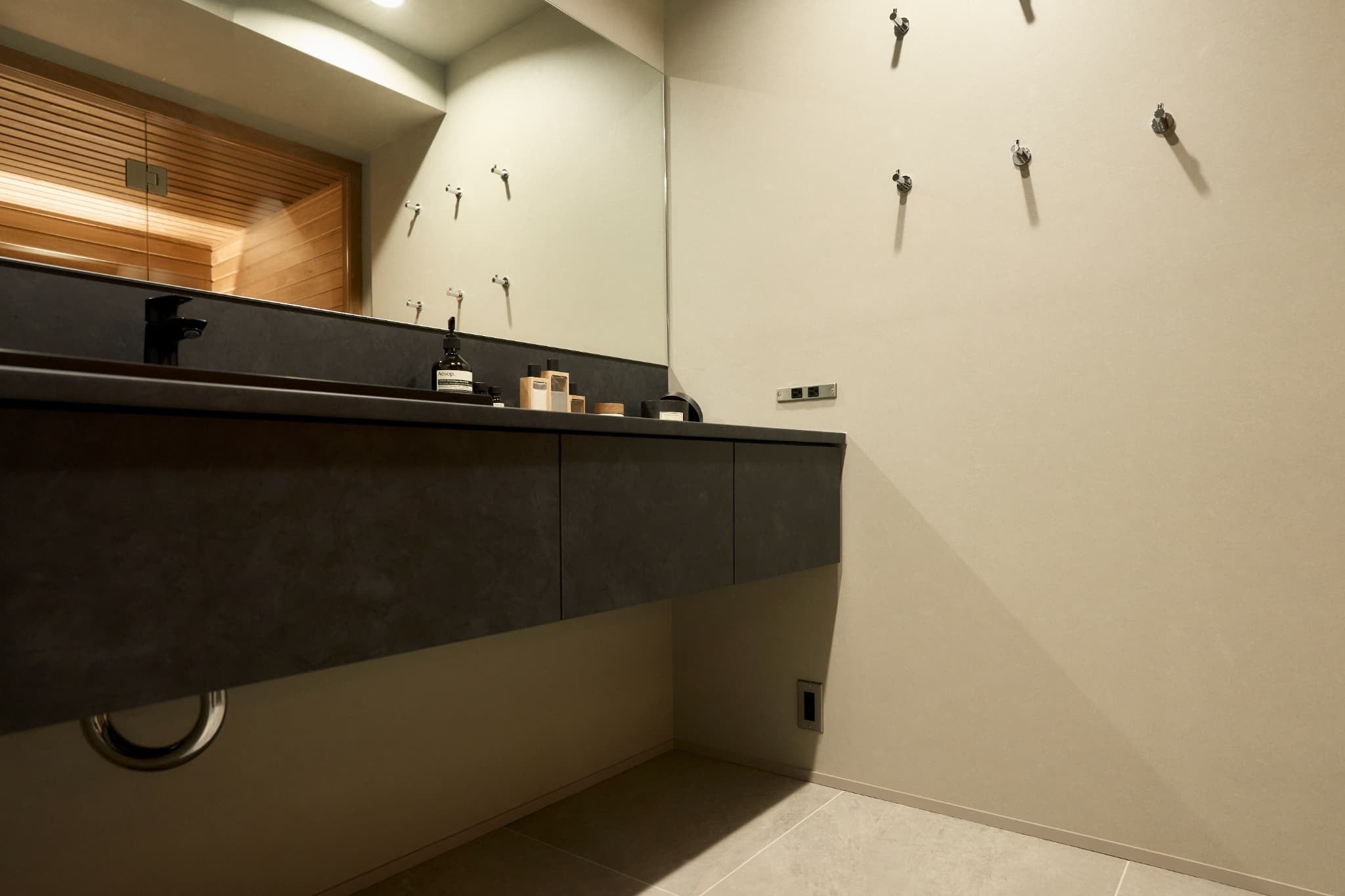 高さにこだわった洗面台