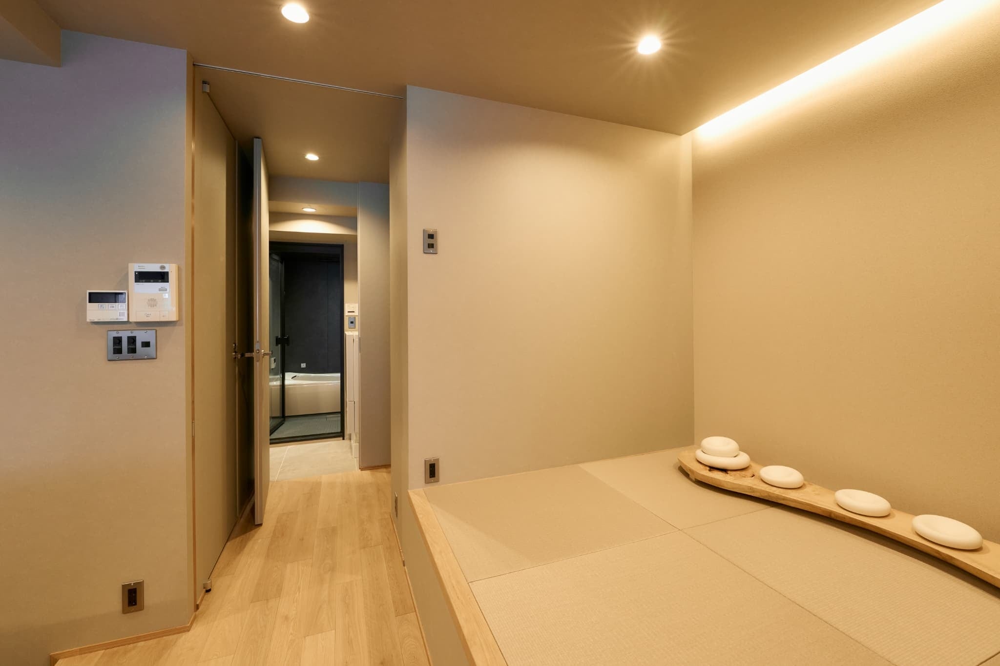 「サウナ→水風呂→整いスペース」