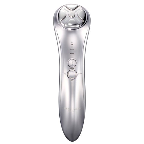 アクシージア メイト」シリーズからフェイス用美顔器が誕生ステンレス アクシージア メイト」シリーズからフェイス用美顔器が誕生ステンレス