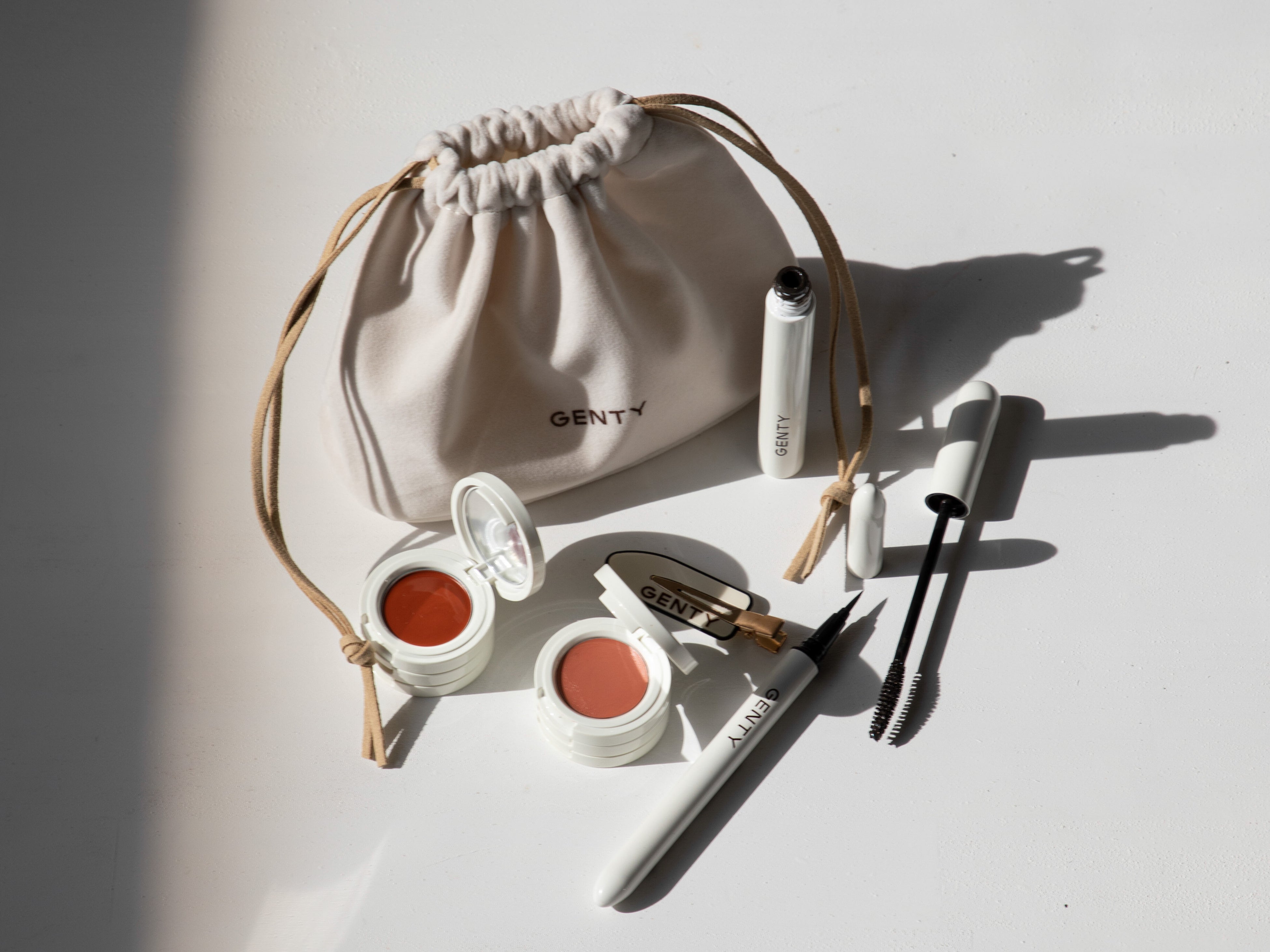 なごみ 五味 未知子 | 視線 | Instagram