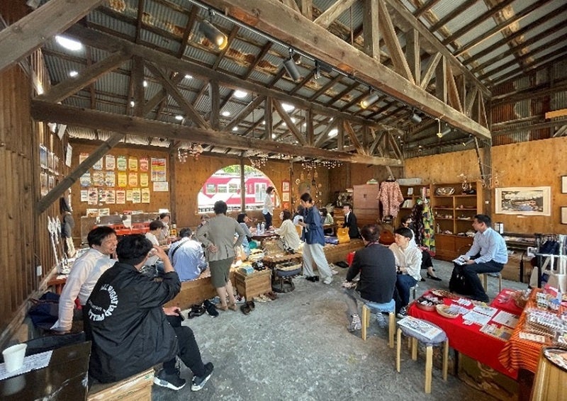 「まちの保健室カフェ」の様子（WaCreation提供）