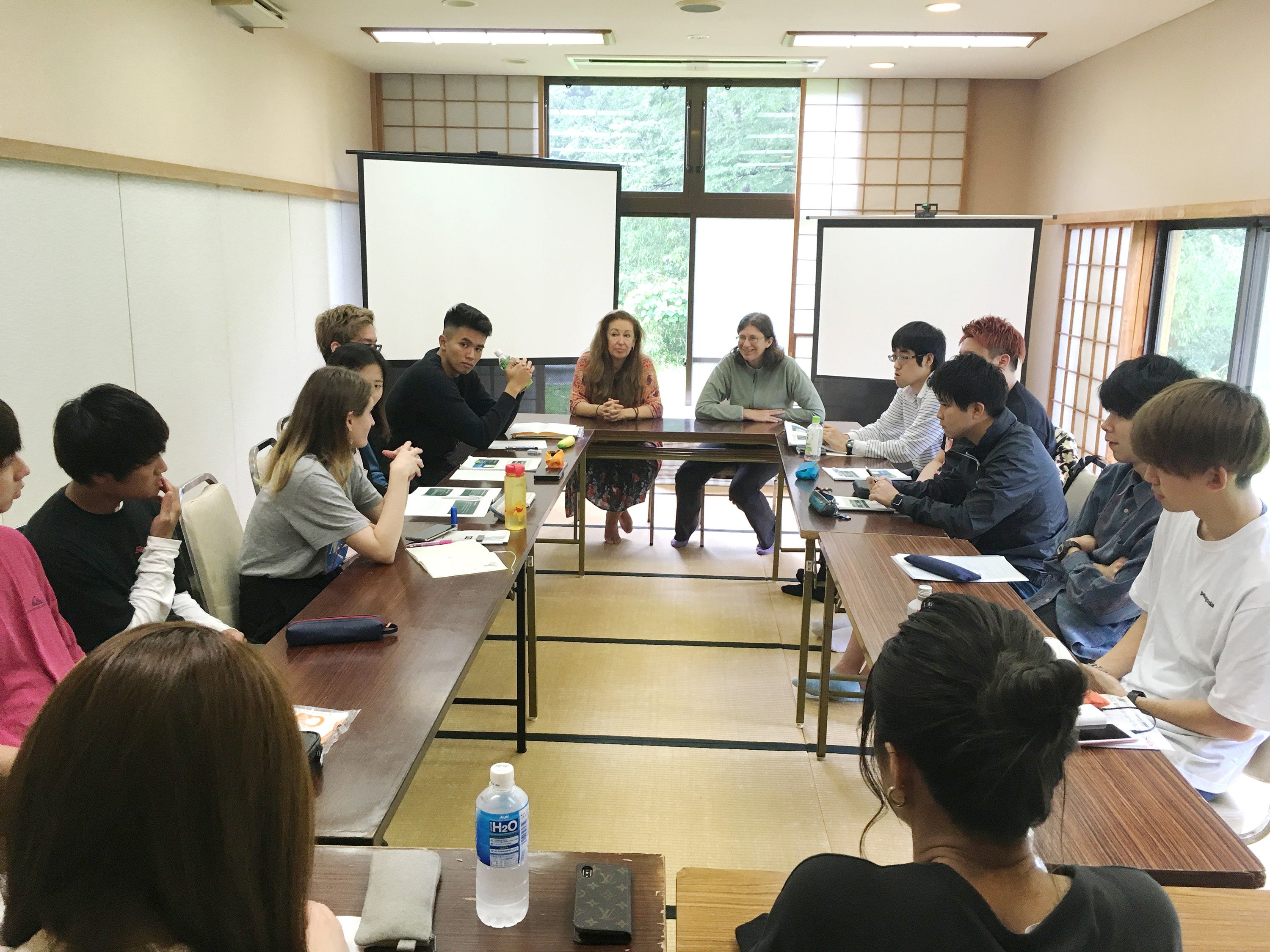 過去のInternational Lecturesの様子